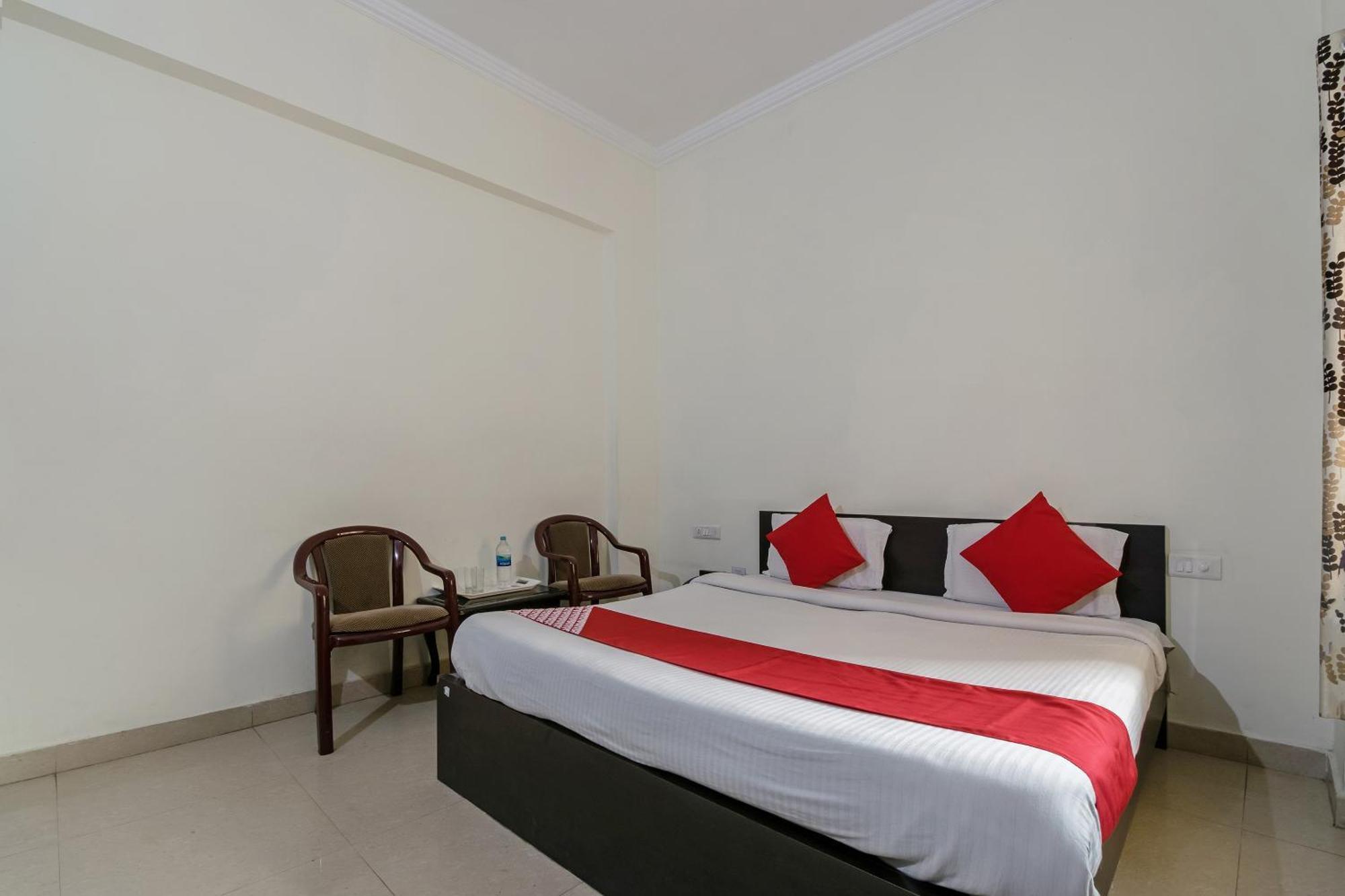 Oyo Hotel Triund Regency Katra  Dış mekan fotoğraf