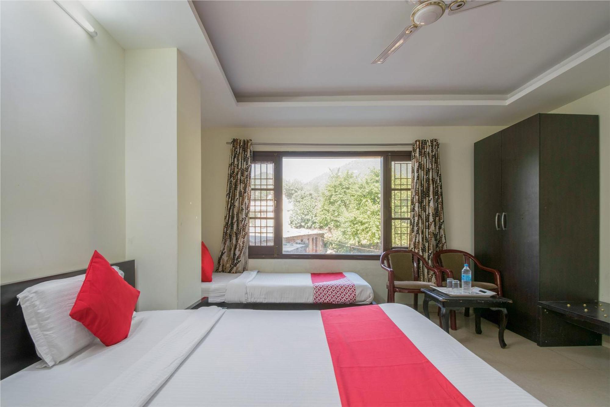 Oyo Hotel Triund Regency Katra  Dış mekan fotoğraf