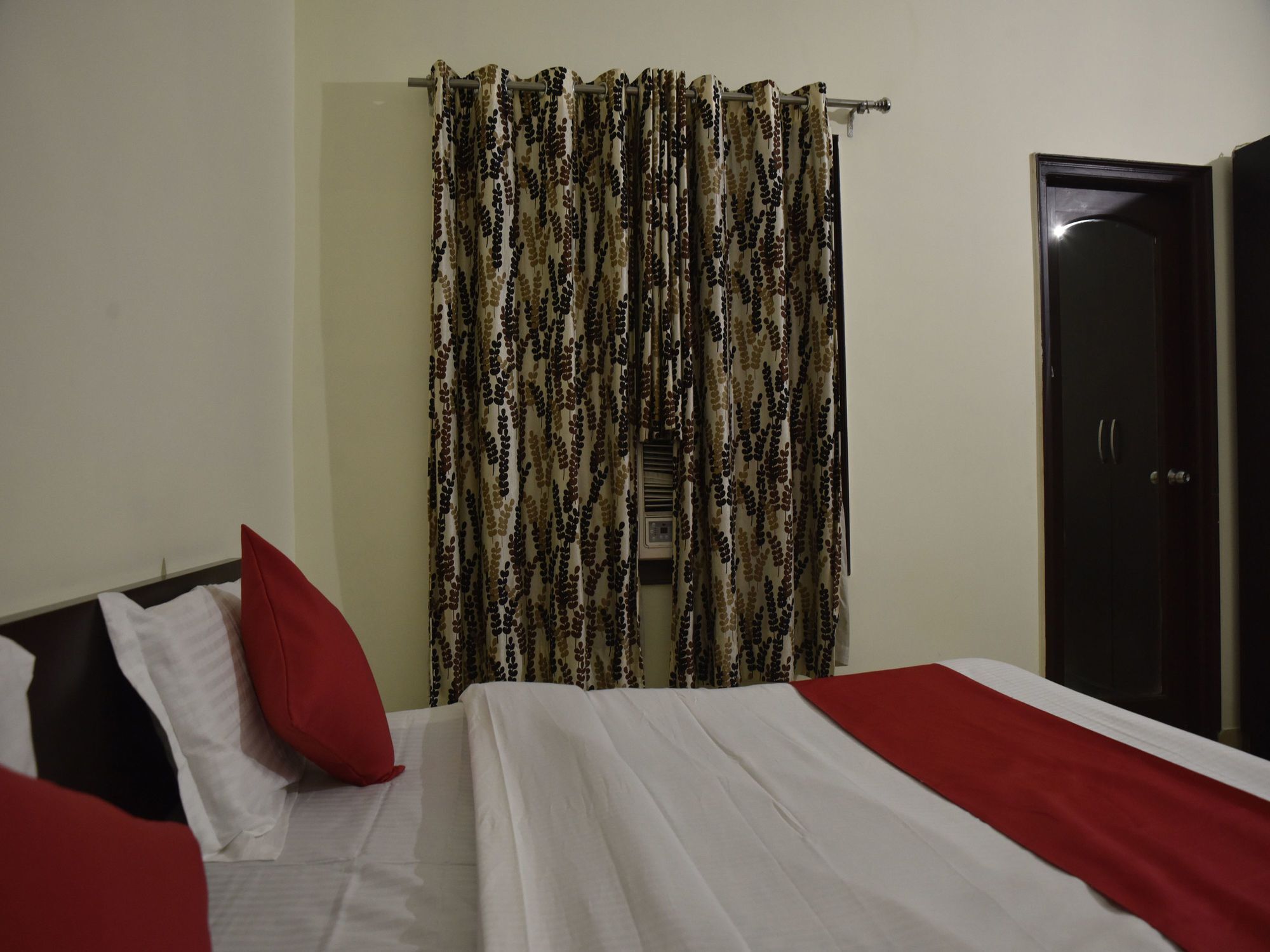 Oyo Hotel Triund Regency Katra  Dış mekan fotoğraf